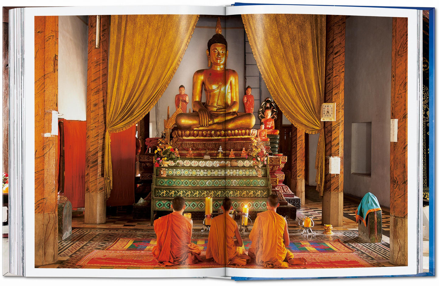 Living in Asia. 40th Ed. (German, French, English) Book