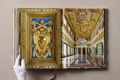 Massimo Listri. Italian Palaces (German, French, English) Book