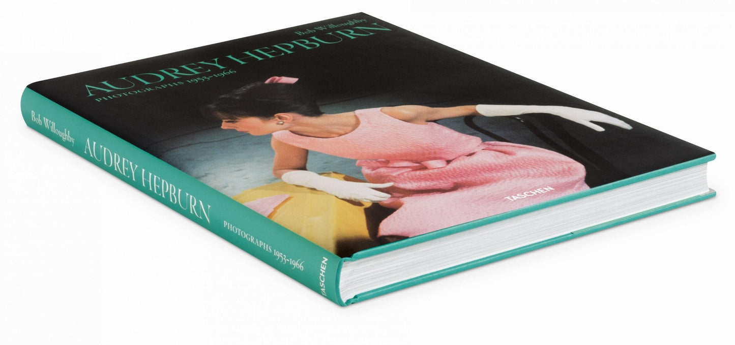 Bob Willoughby. Audrey Hepburn. Photographs 1953–1966 (German, French, English) Book
