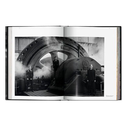 Peter Lindbergh. On Fashion Photography (German, French, English) Book