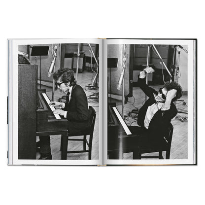 Daniel Kramer. Bob Dylan. A Year and a Day (English) Book