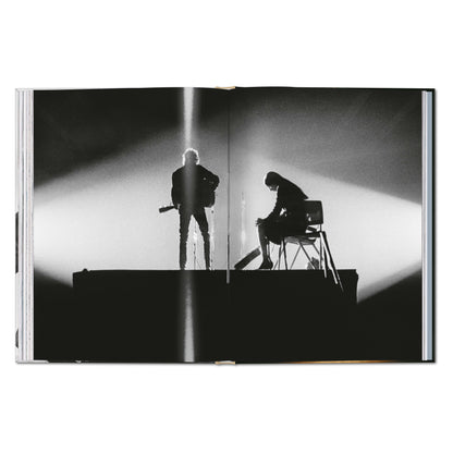 Daniel Kramer. Bob Dylan. A Year and a Day (English) Book