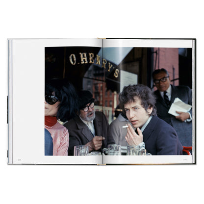 Daniel Kramer. Bob Dylan. A Year and a Day (English) Book