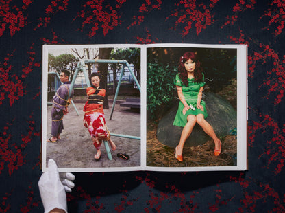 Araki. Bondage (English) Book