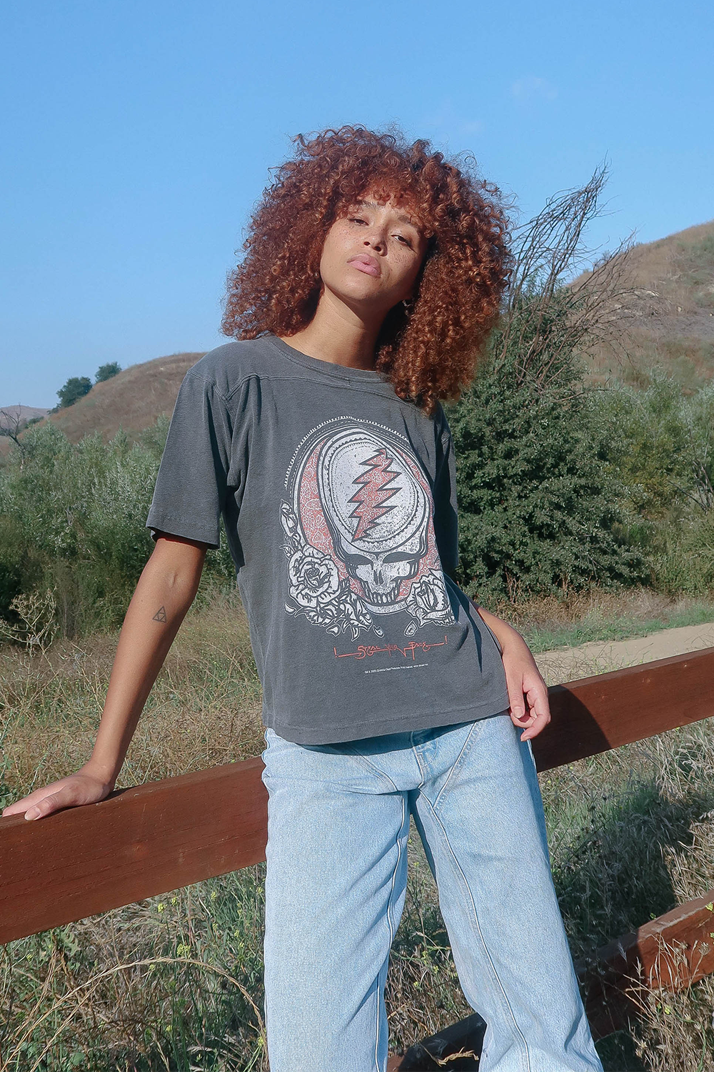 Grateful Dead Steal Your Face Womens Crop Tee Shirt Black