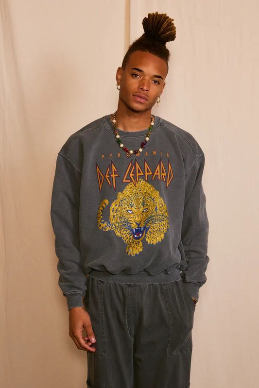 Def Leppard Upcycled Golden Mens Sweatshirt Vintage Black