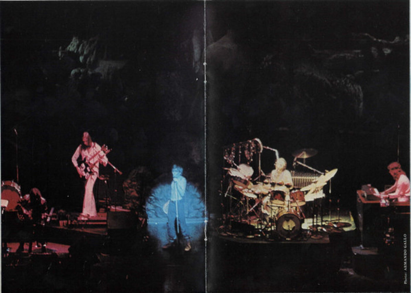 Genesis – Lamb Lies Down On Broadway (4-CD & Blu-ray)