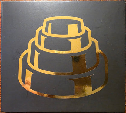 Devo – 50 Years of De-Evolution 1973–2023 (2-CD)