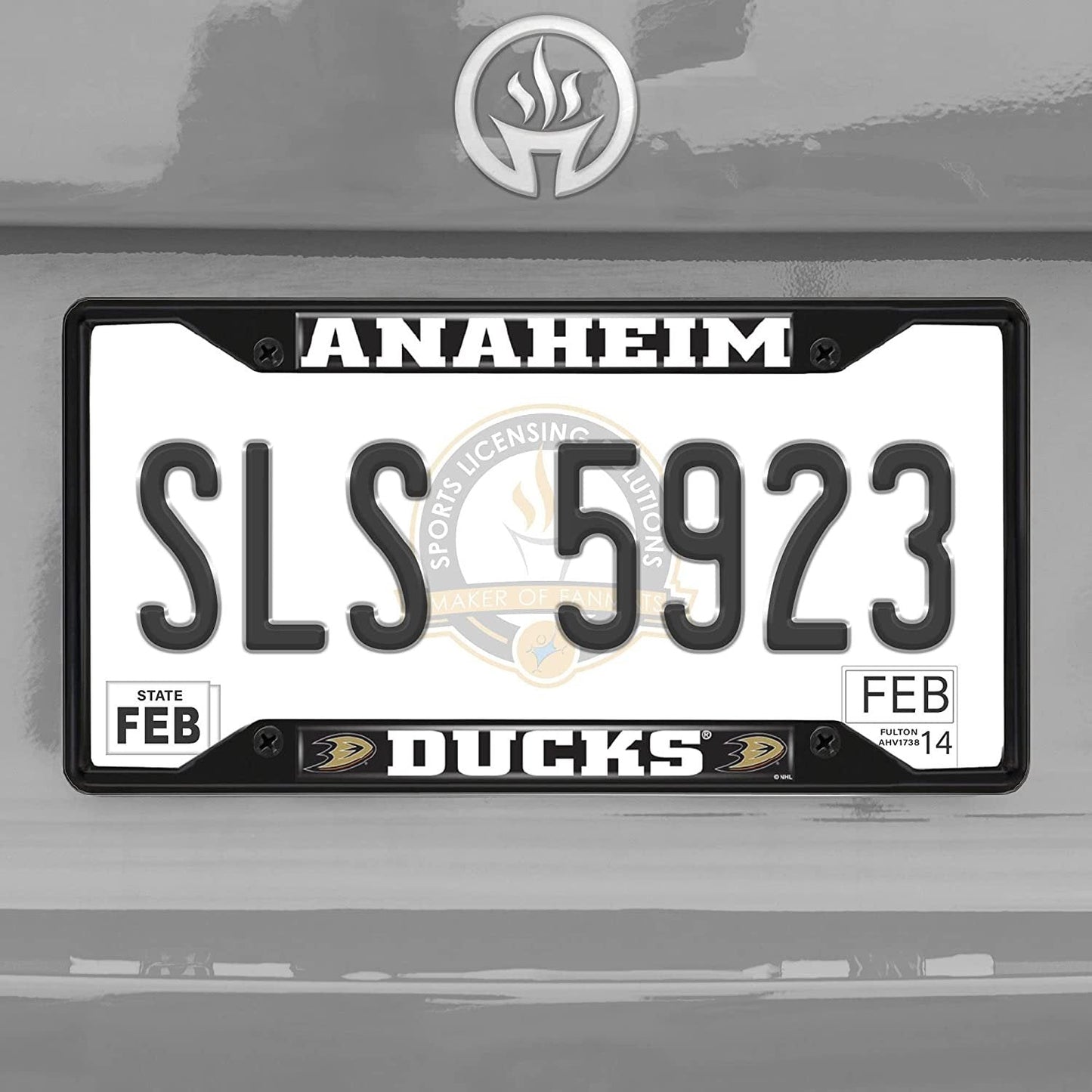 FANMATS 31377 Anaheim Ducks Metal License Plate Frame Black Finish