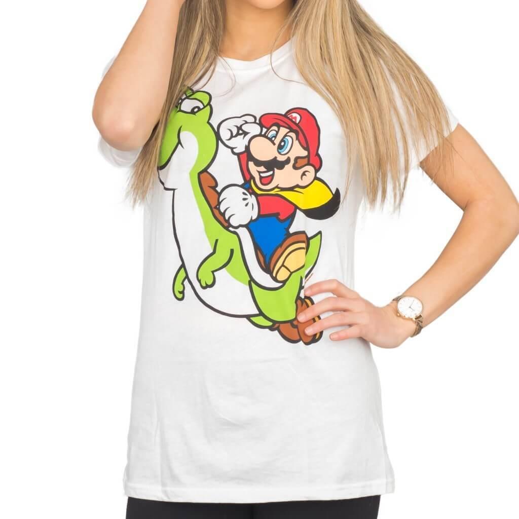 Nintendo Super Mario Riding Yoshi T-shirt