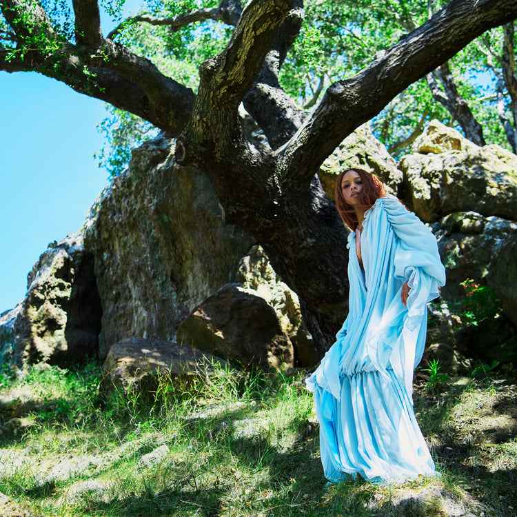 Ravyn Lenae - Blue Island (Indie Exclusive) [Translucent Sea Blue Vinyl] [Vinyl] Vinyl Record