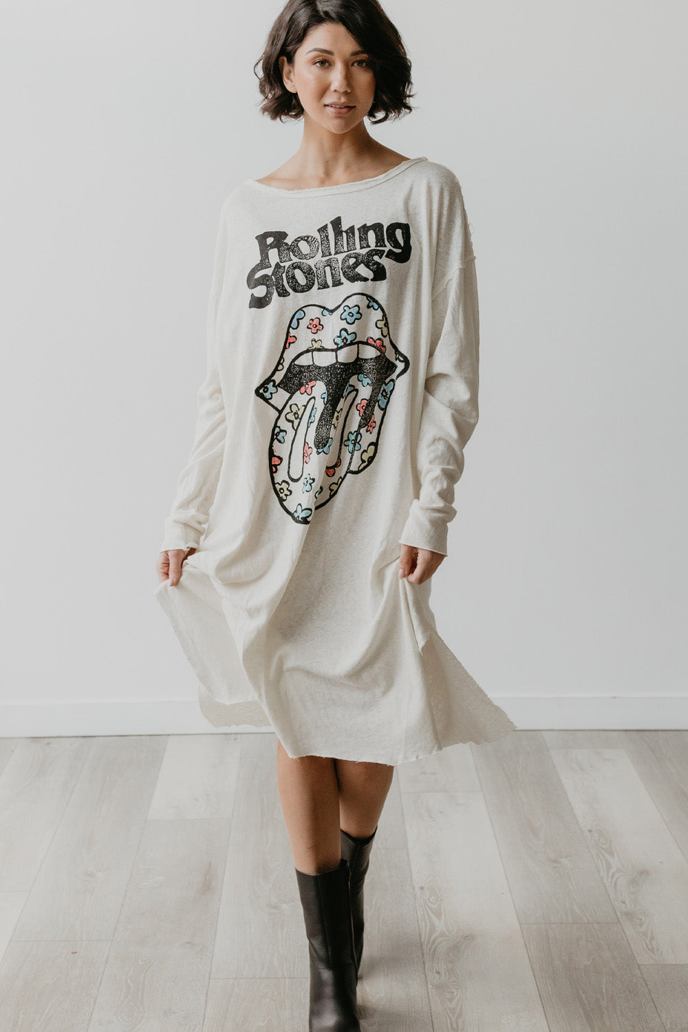 Rolling Stones Flower Power Womens Dress Tee Shirt Ivory