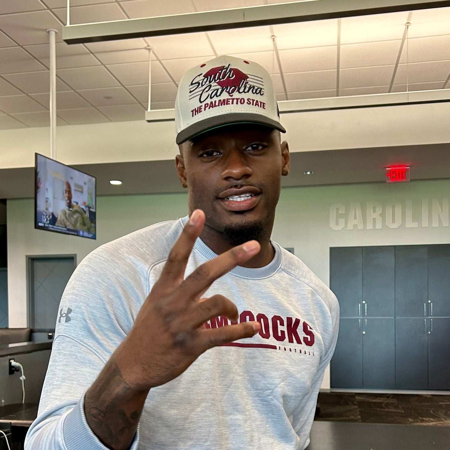 South Carolina Snapback Hat - The Willy B (Cream/Black)