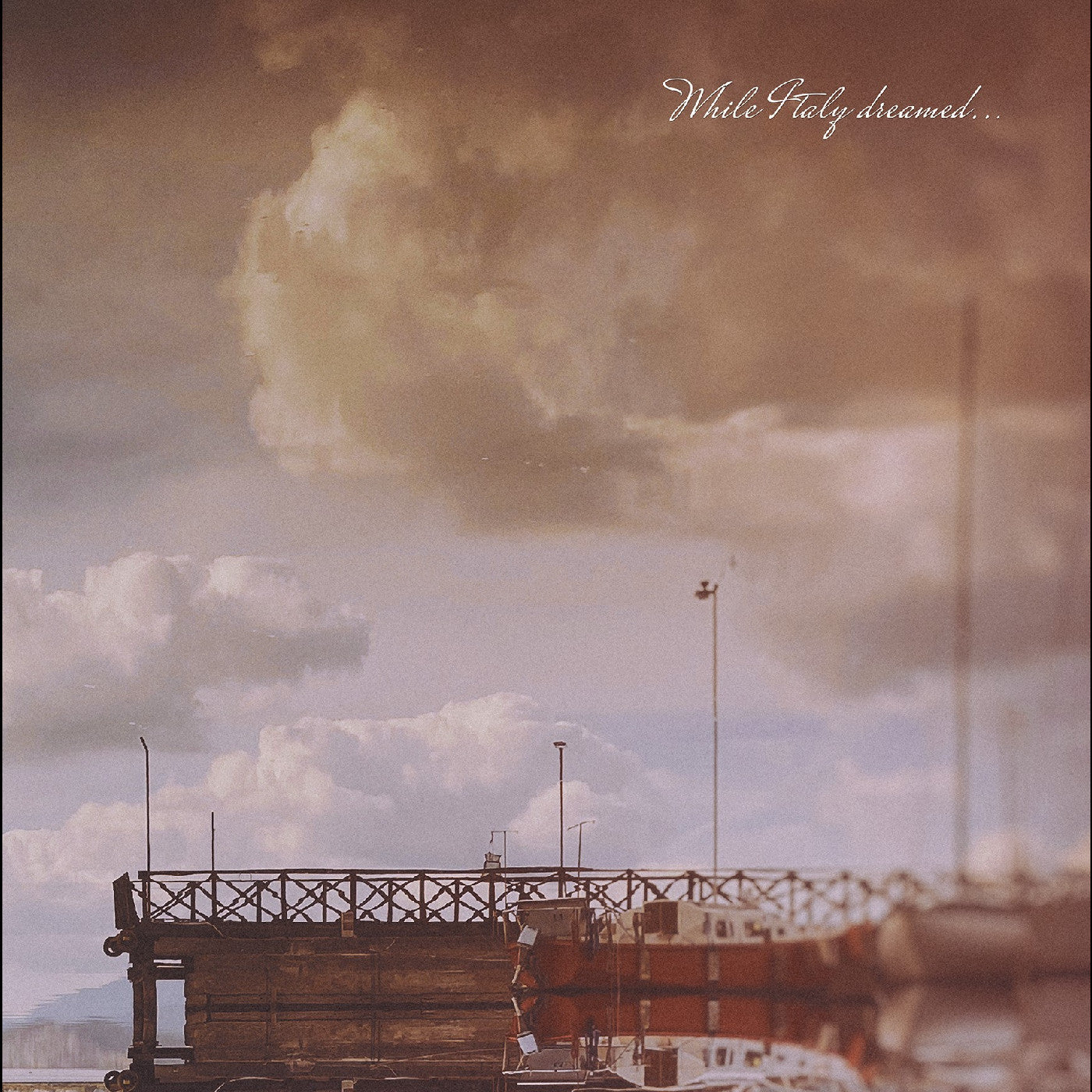 While Italy Dreamed ƒ??.Through Summers Of Haze  Music CD