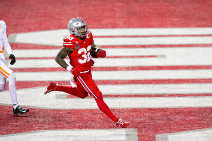 Scarlet Reign: Inside The Ohio State Buckeyes’ Fight to Claim College Football’s Crown Book